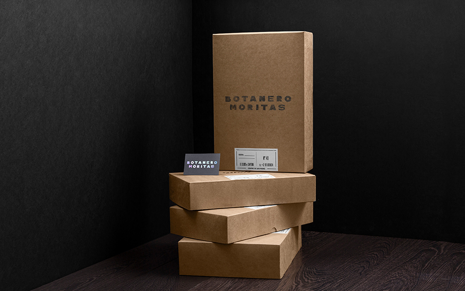 50 Packaging Designs / Anagrama (21)