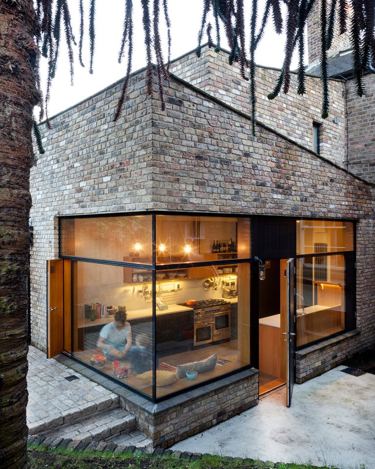 Brick Addition / NOJI Architects