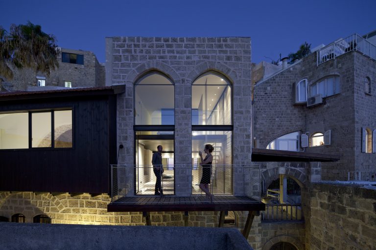 Factory Jaffa House / Pitsou Kedem Architects