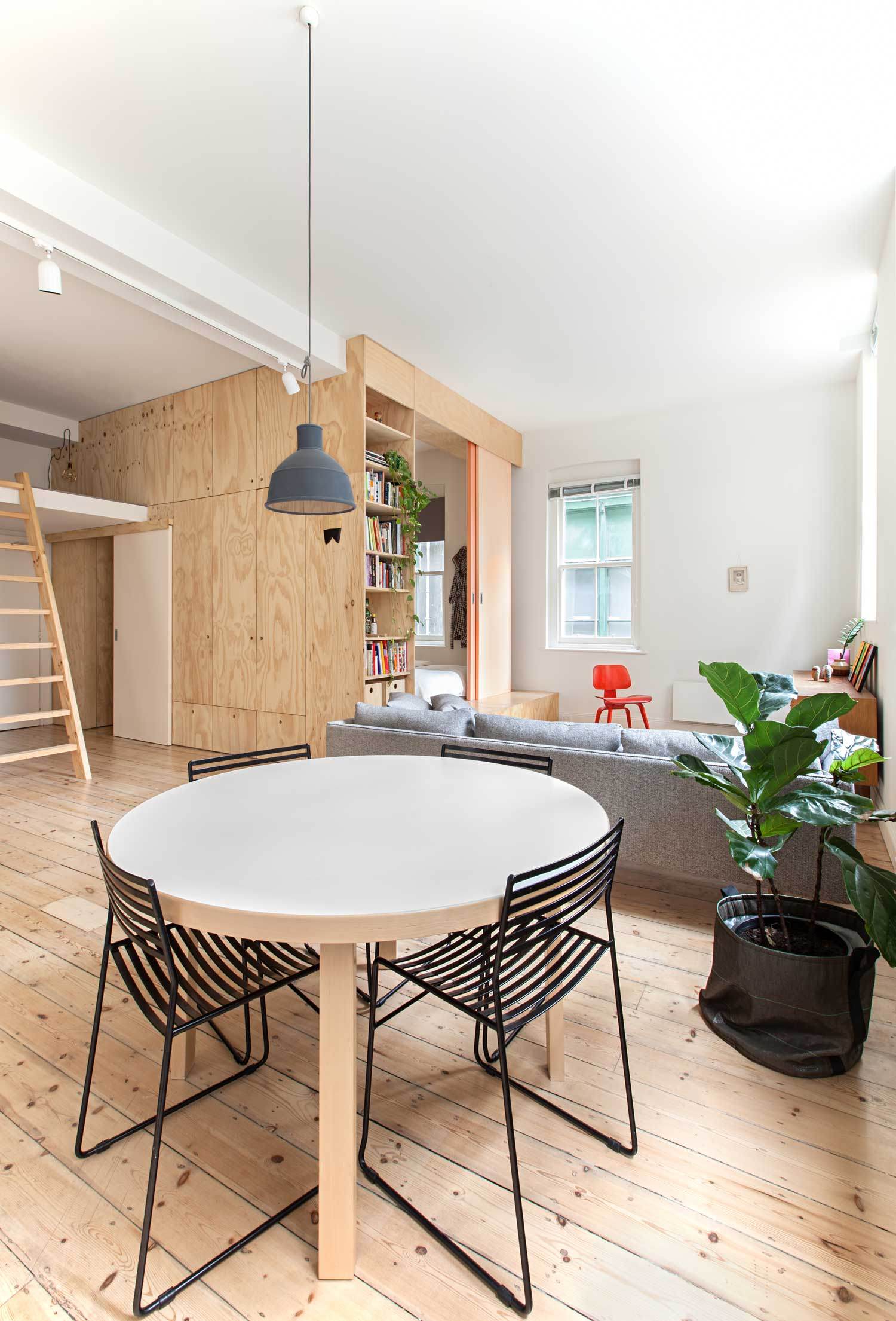 Flinders Lane Apartment / Clare Cousins Architects (6)