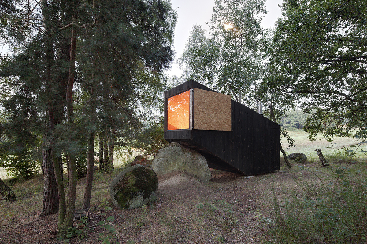 Forest Retreat / Uhlik Architekti (7)