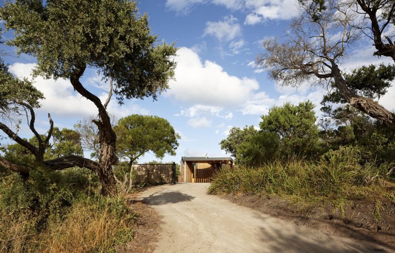 Holiday House / BKK Architects