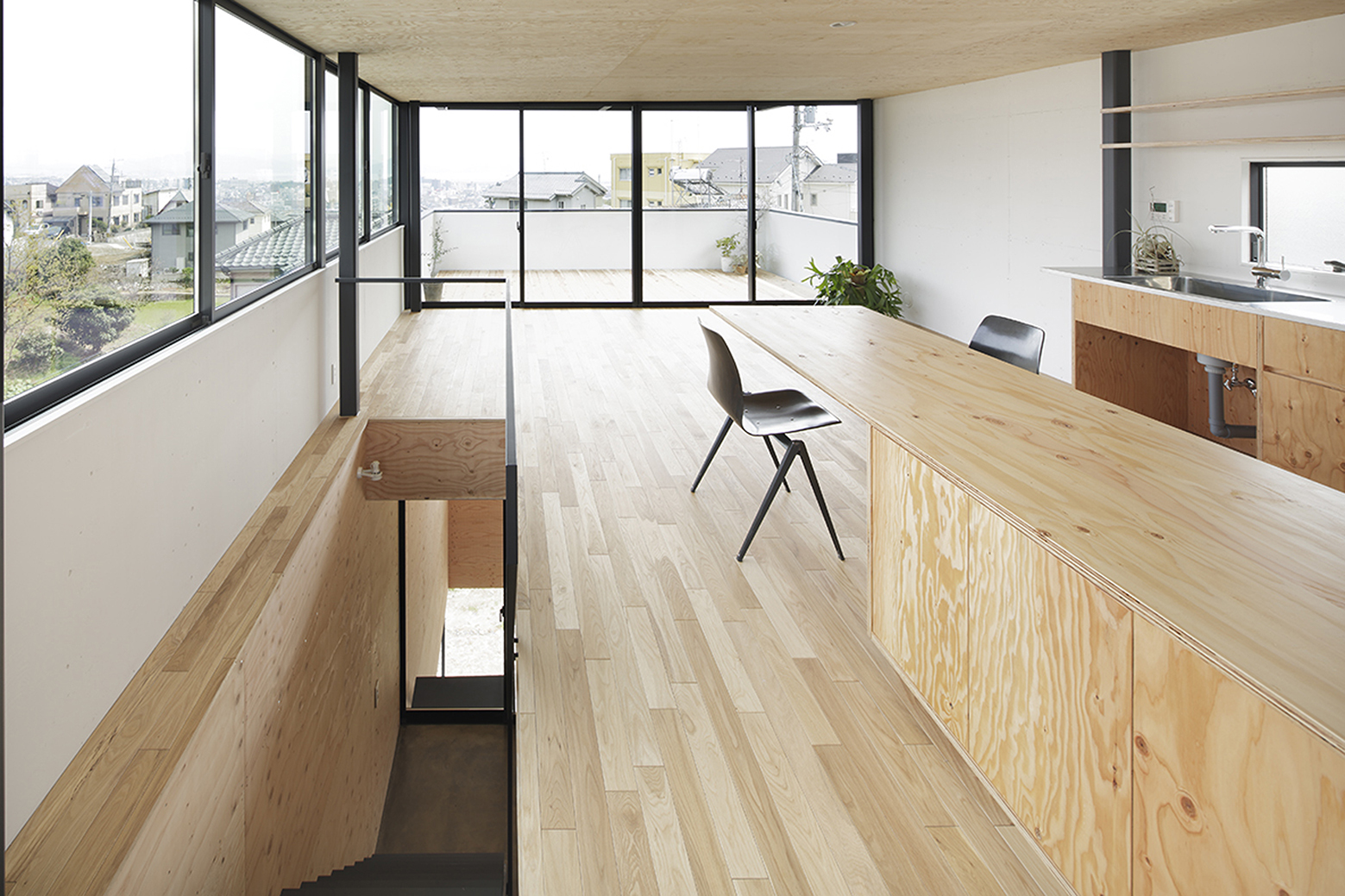 House in Miyake / Hidetaka Nakahara Architects & Yoshio Ohno Architects (10)