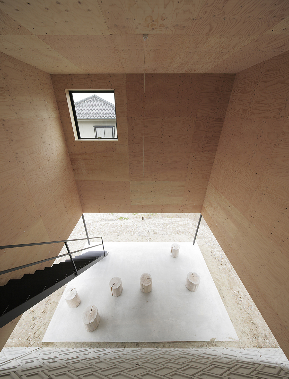House in Miyake / Hidetaka Nakahara Architects & Yoshio Ohno Architects (8)