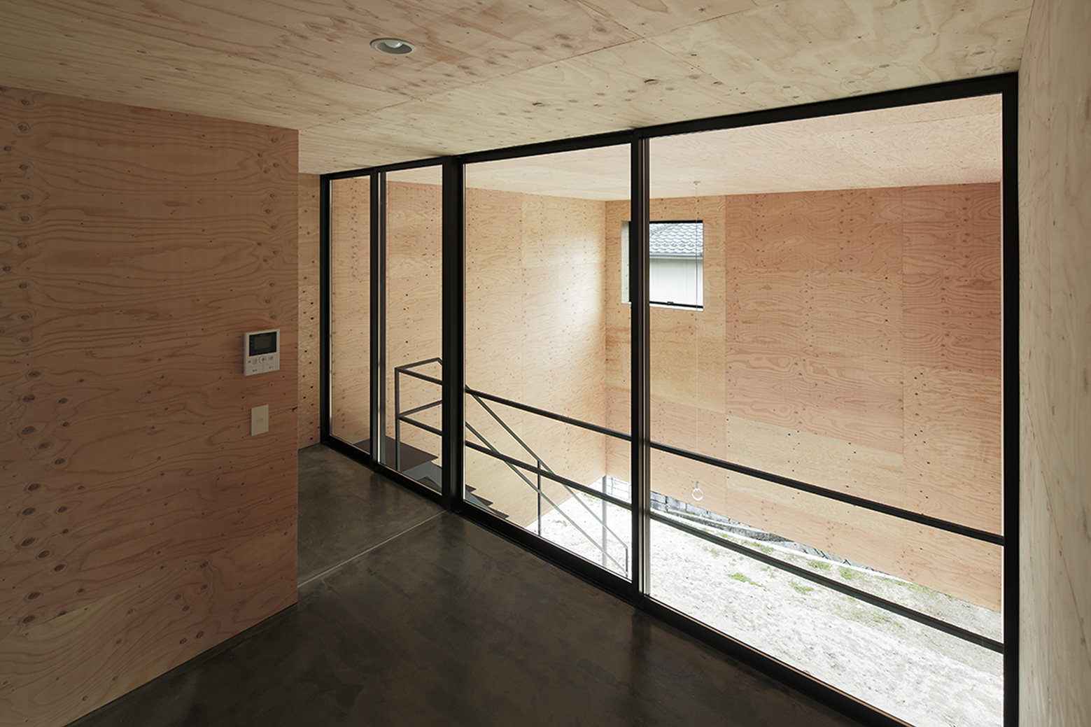 House in Miyake / Hidetaka Nakahara Architects & Yoshio Ohno Architects (6)