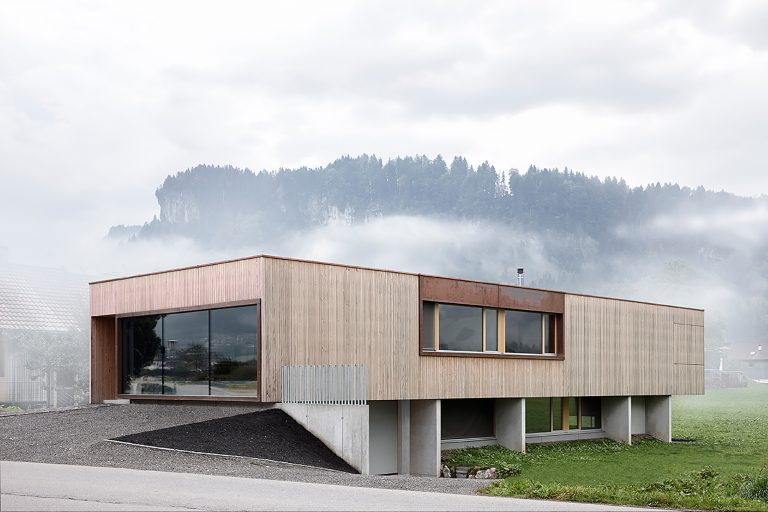 House & Showroom / Ao-Architekten + Markus Innauer