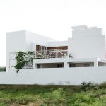 Lateral House / Gaurav Roy Choudhury Architects