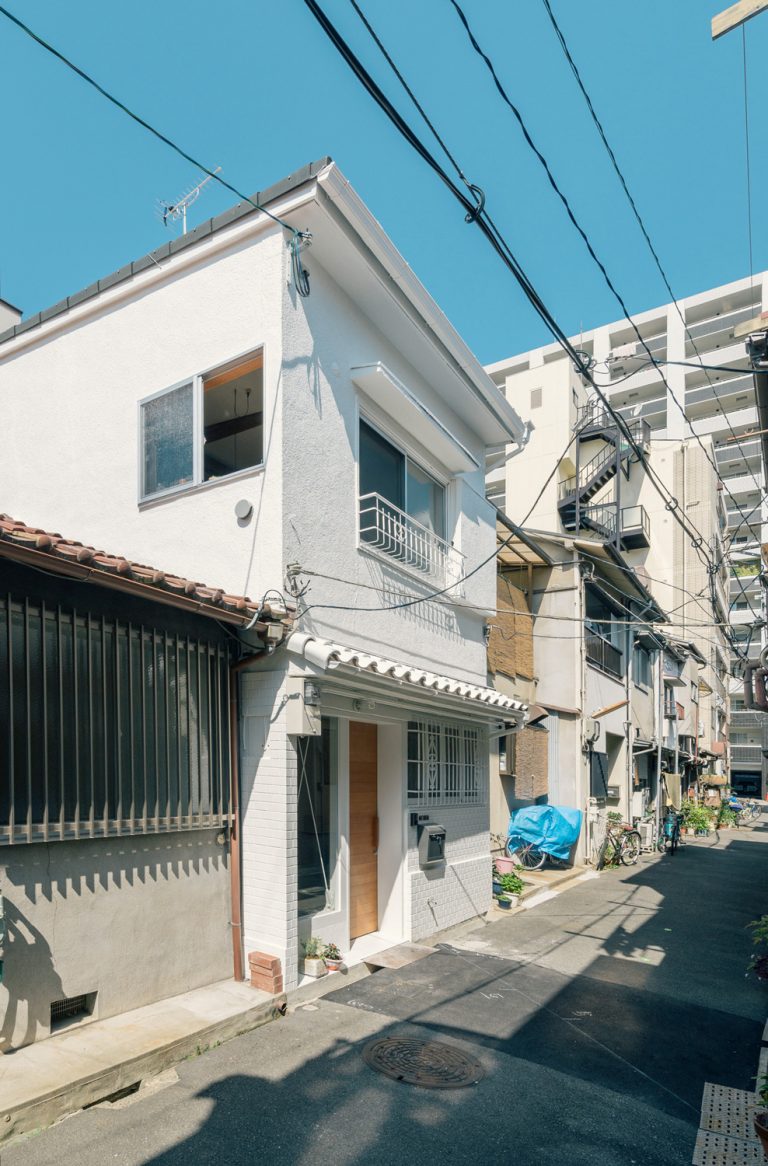 Re-Toyosaki / Coil Kazuteru Matumura Architects