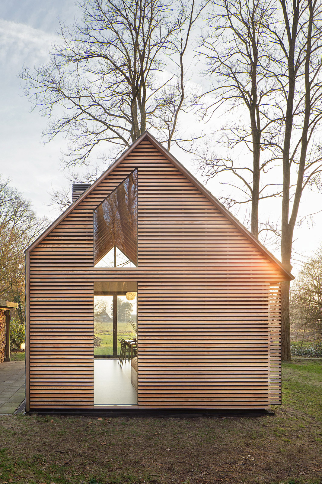 Recreationhouse / Roel van Norel + Zecc Architecten (16)