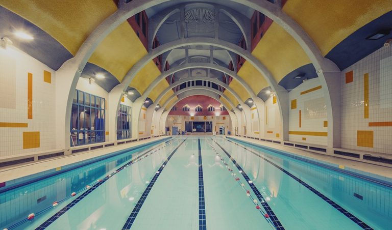 Swimming Pool / Franck Bohbot