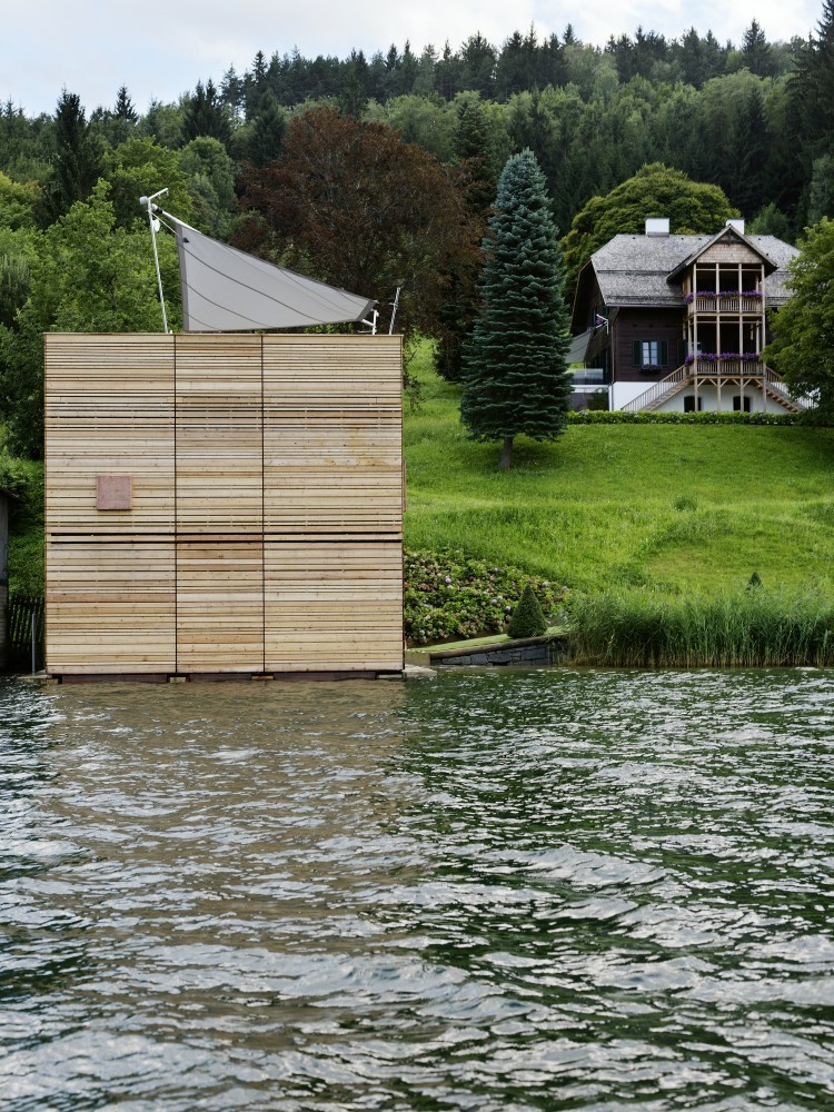 Boat House / Mhm Architects