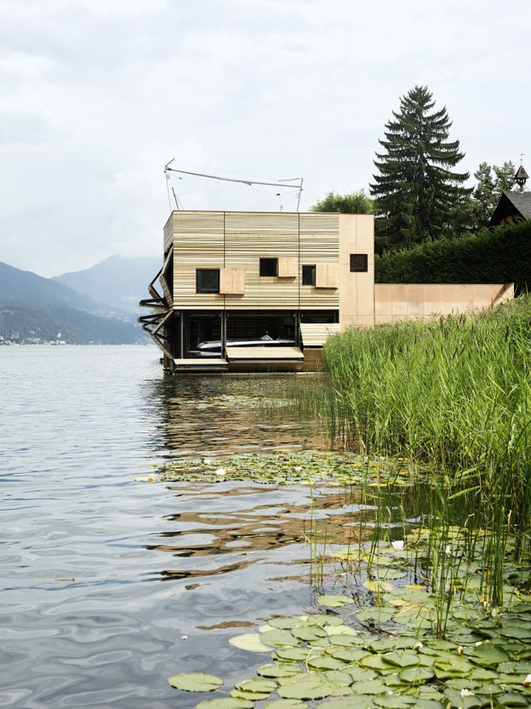 Boat House / Mhm Architects