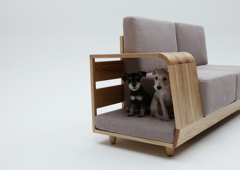 Dog House Sofa / Seungji Mun