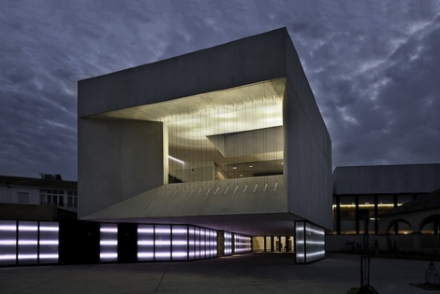 Theatre Almonte / Donaire Arquitectos