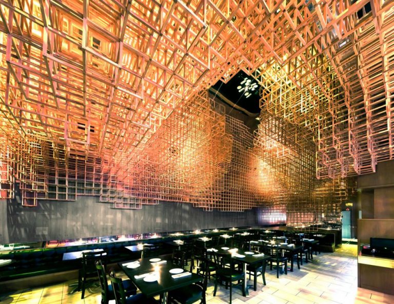 Innuendo Restaurant Ceiling Installation / Bluarch