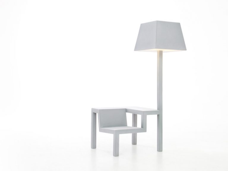 Little Triple Chair / Frederik Roijé