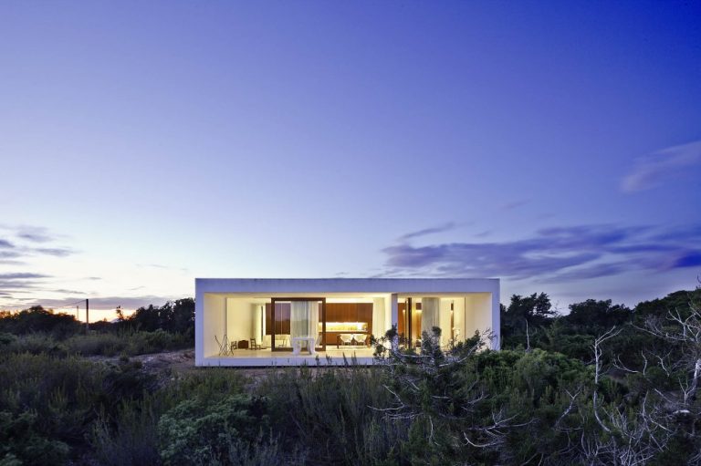 Maison sur l’île Formentera / Marià Castelló Arquitecte