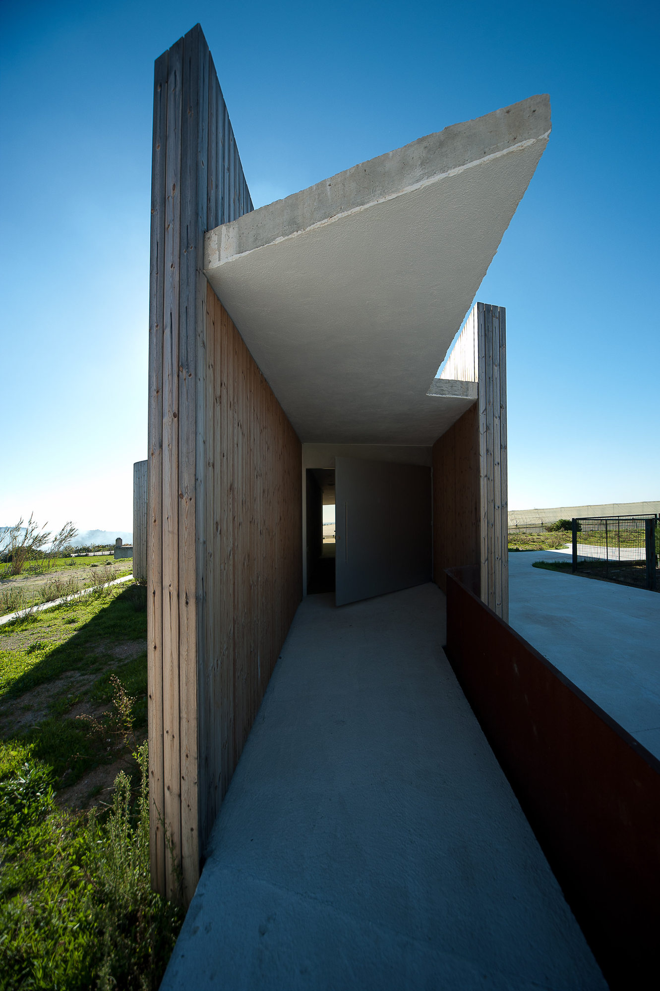 Non Program Pavillon / Jesús Torres García Architects