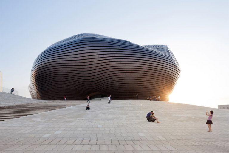 Ordos Museum / MAD Architects