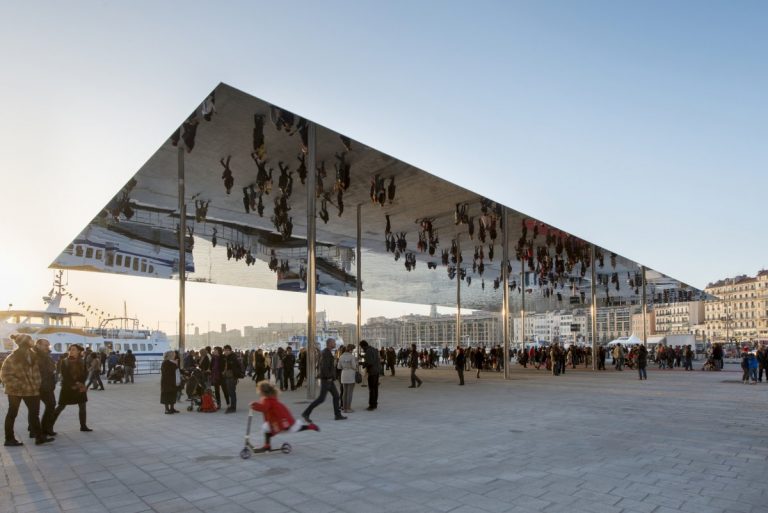 Ombrière du Vieux Port / Foster + Partners