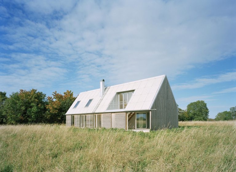 Sommarhus / LLP Architects