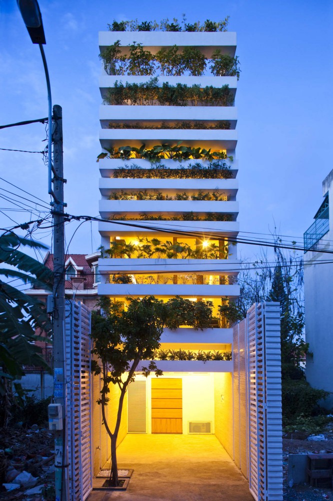 Stacking green / Vo Trong Nghia + Daisuke Sanuki + Shunri Nishizawa