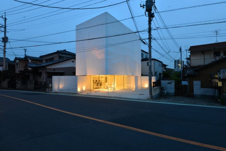 Torus / N Maeda Atelier