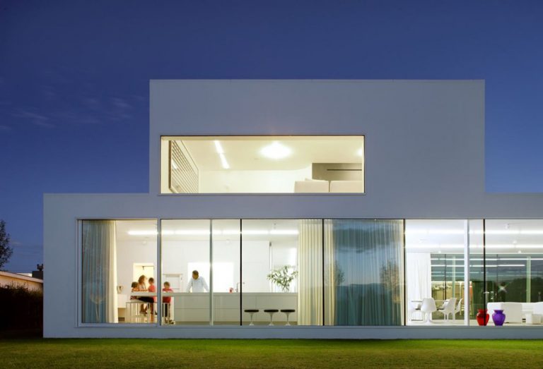 Villa V in T / Beel & Achtergael Architects